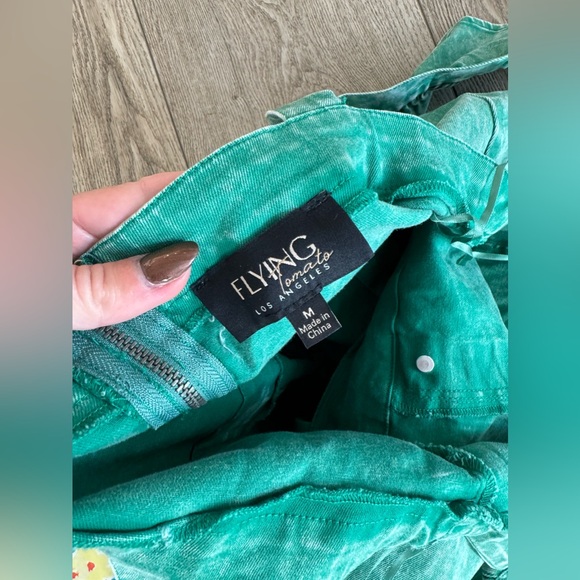 Flying Tomato Green Acid Wash Romper size medium only worn once - Picture 6 of 11